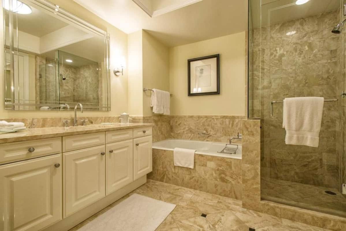 Private Condo Hotel At Four Seasons Brickell Маями Екстериор снимка